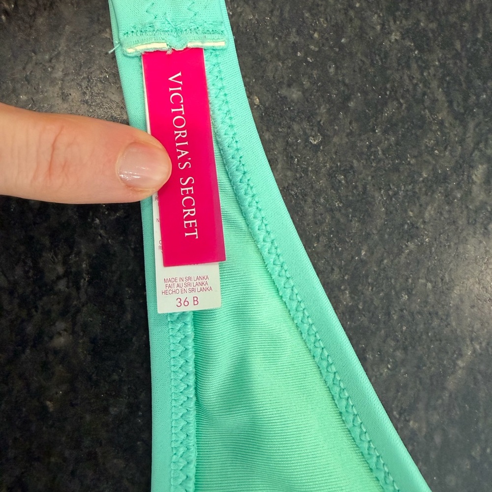 Victoria's Secret strapless pushup Bikini Top - Picture 3 of 3